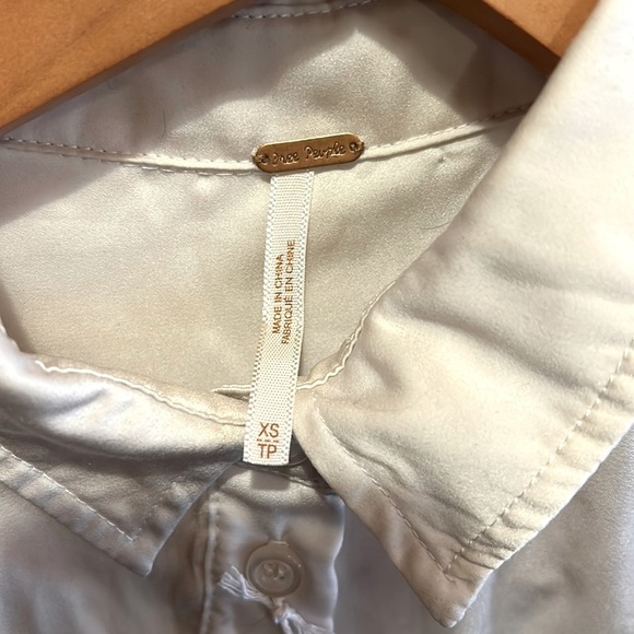 Free People flowy button up blouse - Picture 2 of 4